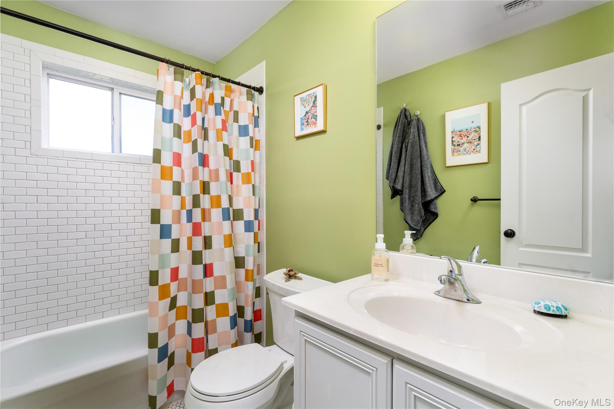 #19 photo, 108 Calverton Court, サフォーク郡 Wading River , NY 11792