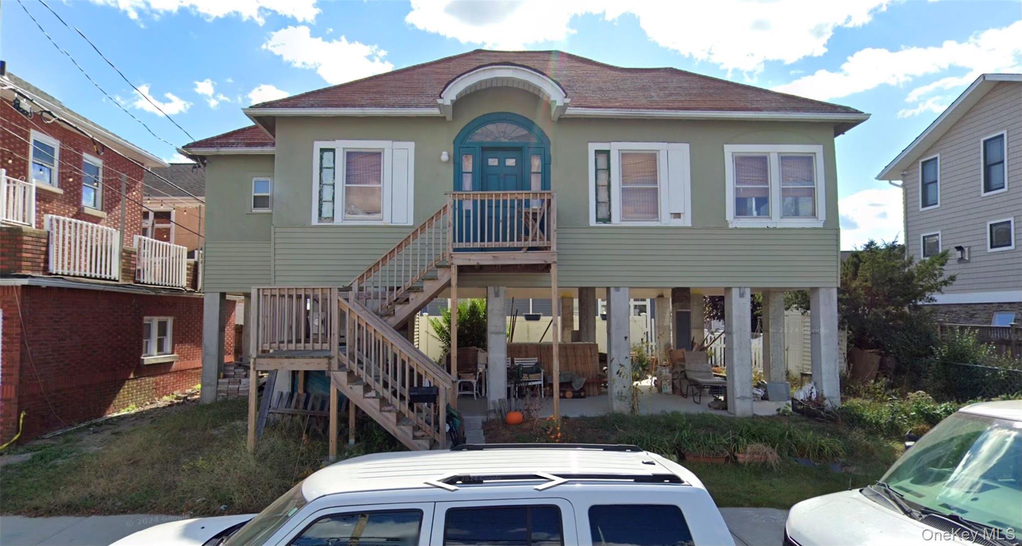 #1 photo, 608 W Walnut Street, Long Beach , NY 11561