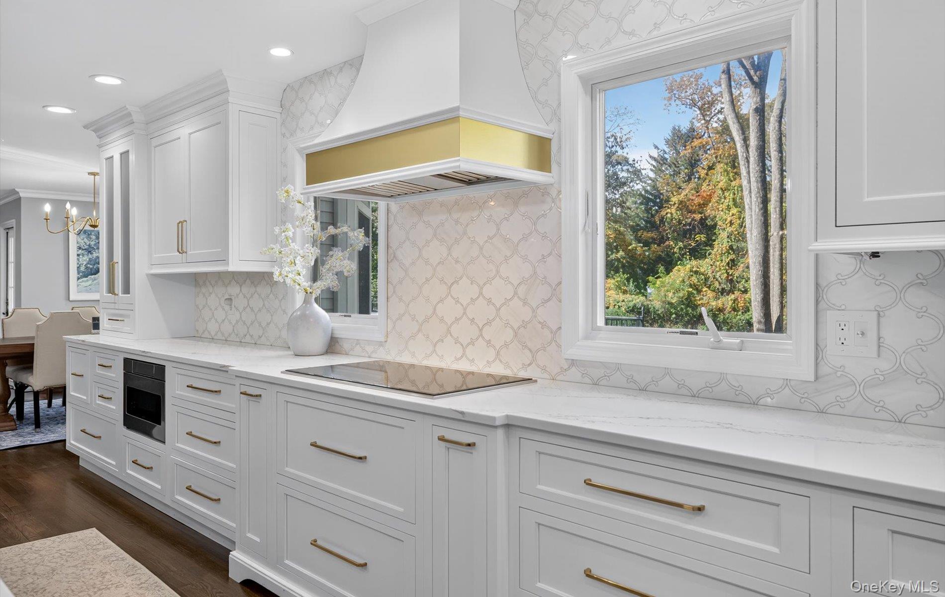 #15 photo, 375 Vanderbilt Parkway, Dix Hills , NY 11746