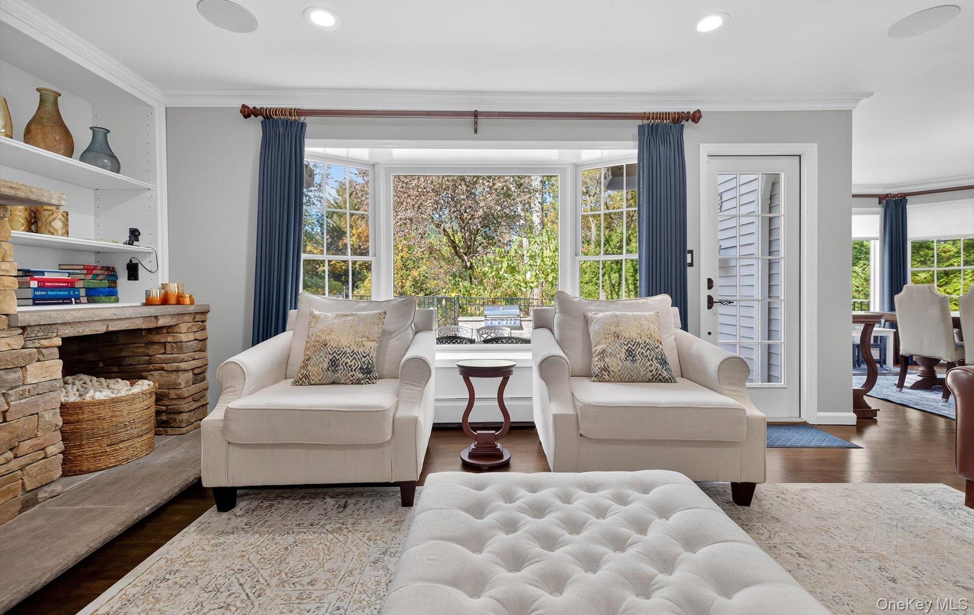 #18 photo, 375 Vanderbilt Parkway, Dix Hills , NY 11746