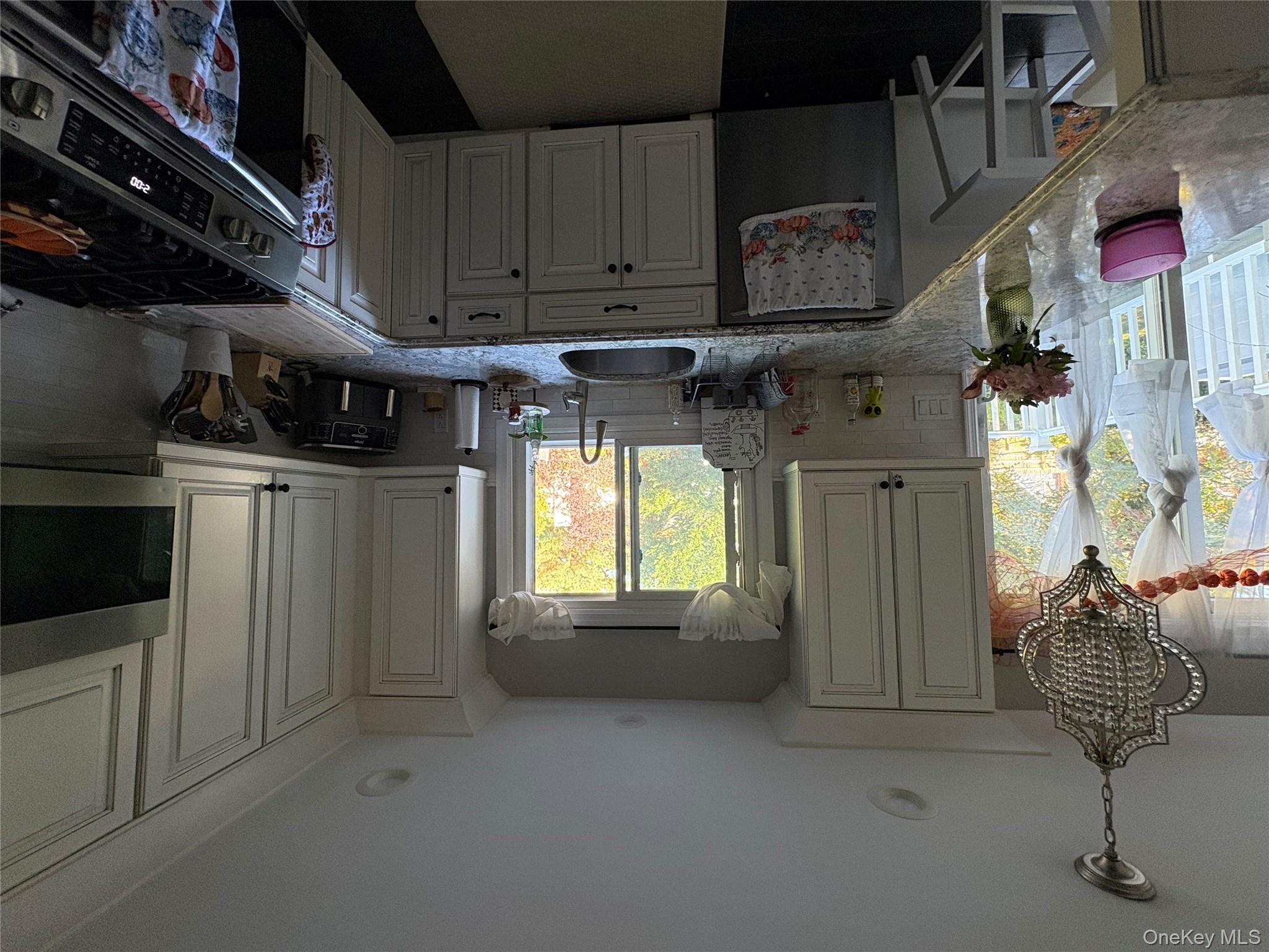 #10 photo, 45 Central Parkway, Huntington , NY 11743