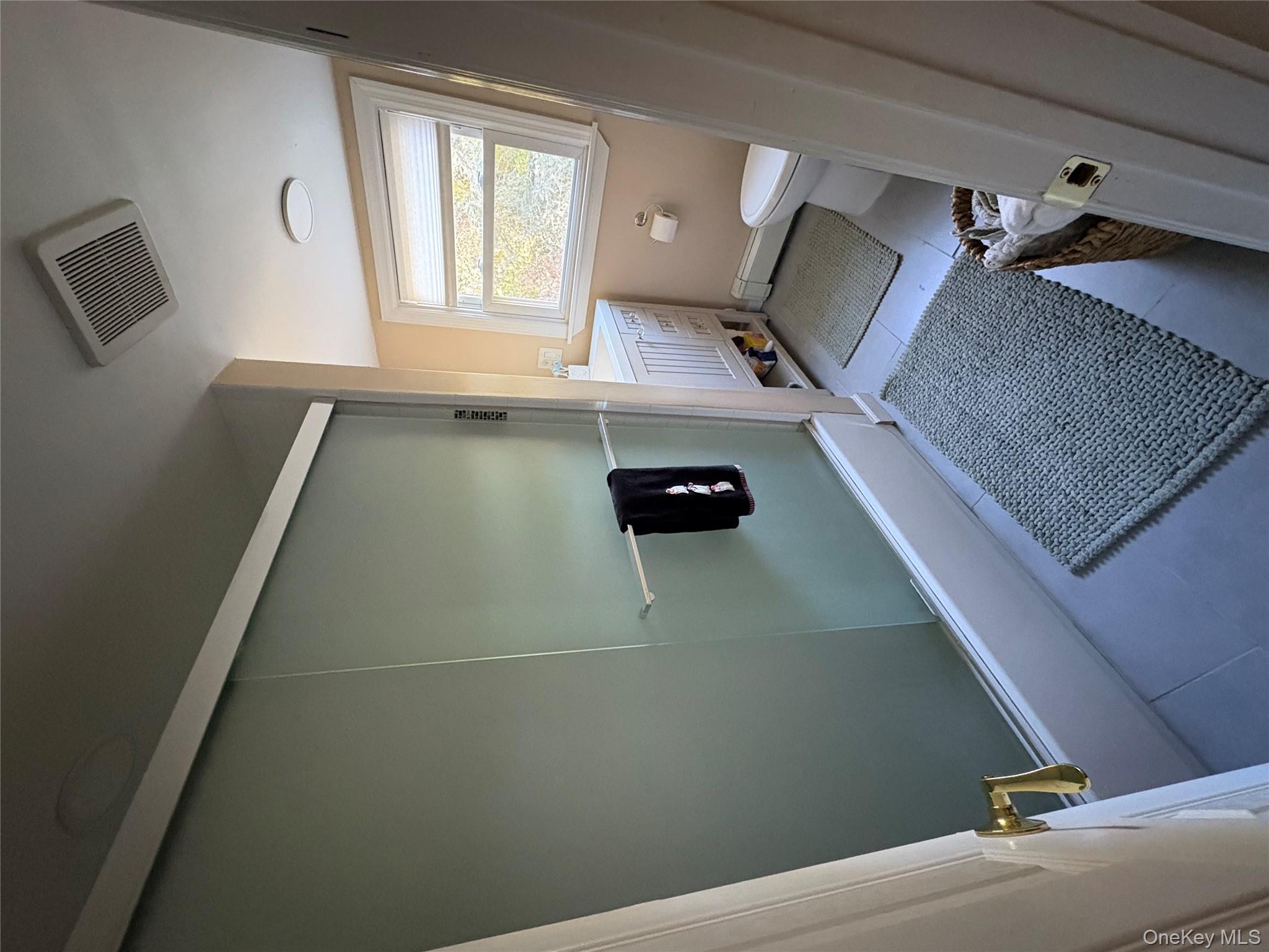 #17 photo, 45 Central Parkway, Huntington , NY 11743