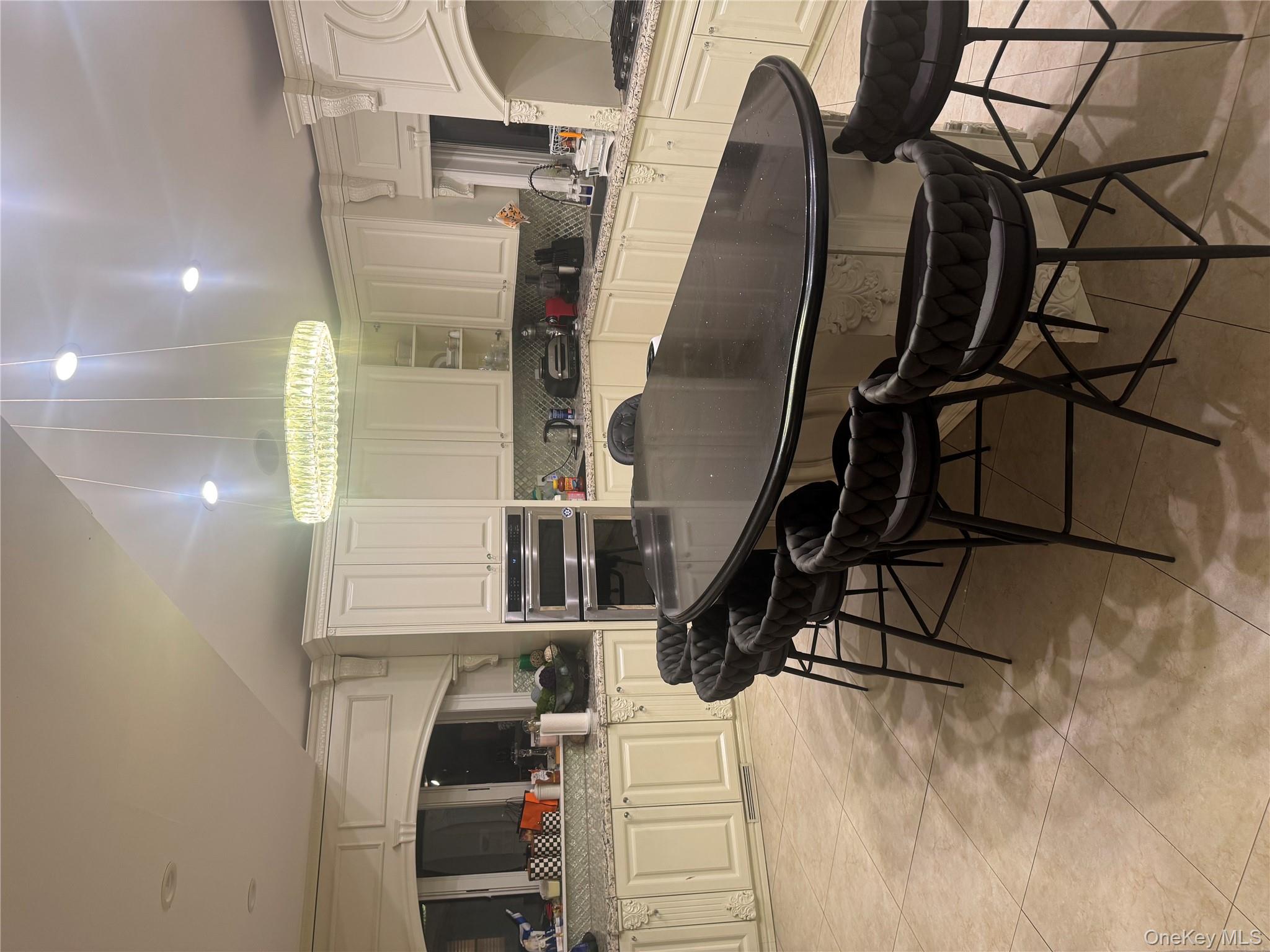 #2 photo, 36 Trinity Place, Hewlett , NY 11557