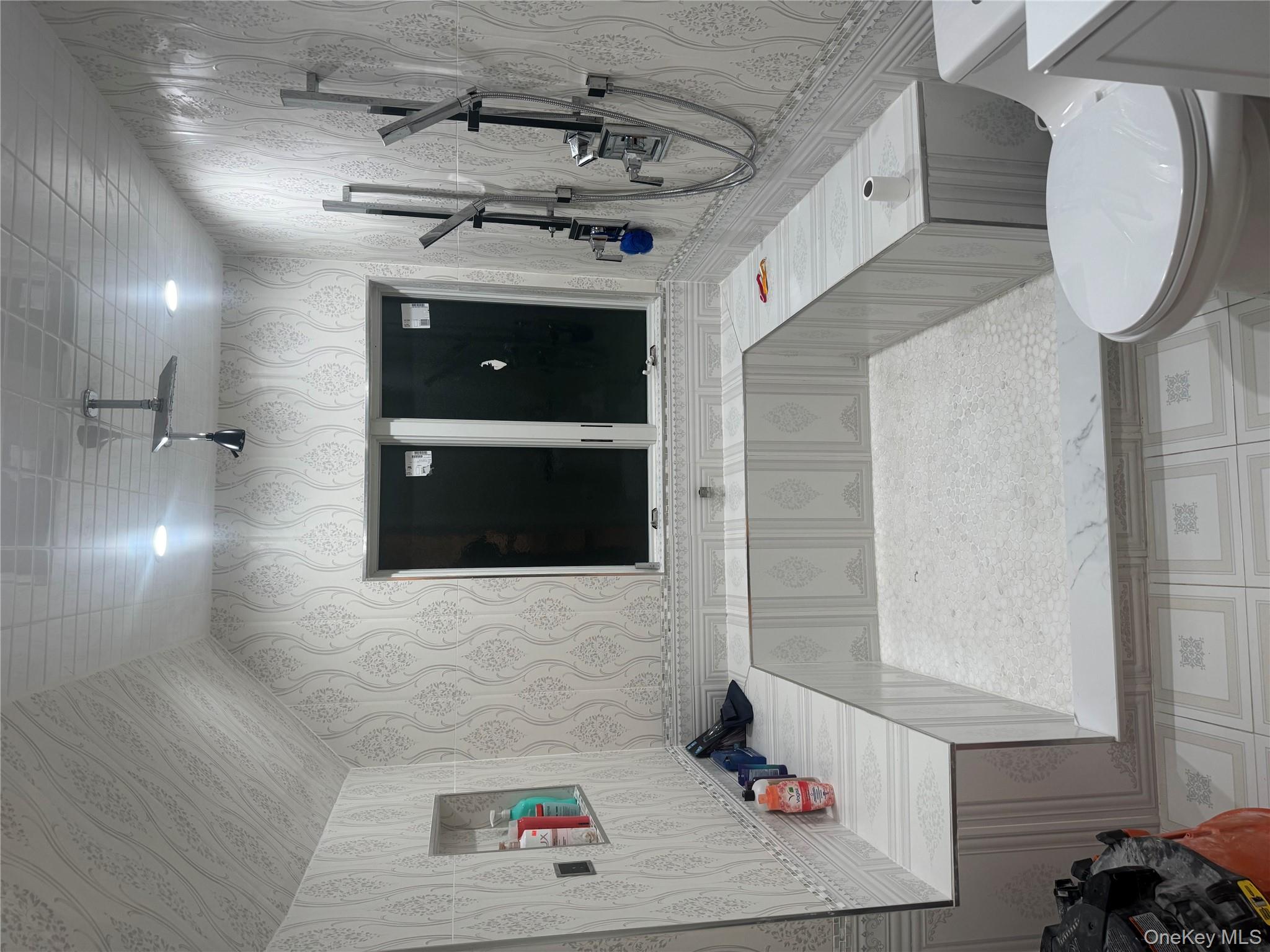 #7 photo, 36 Trinity Place, Hewlett , NY 11557