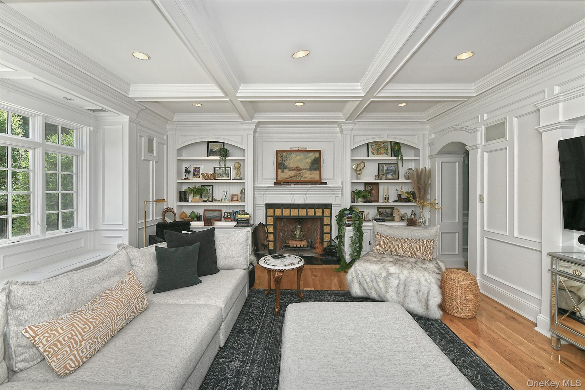 #15 photo, 142 Round Swamp Road, Melville , NY 11747