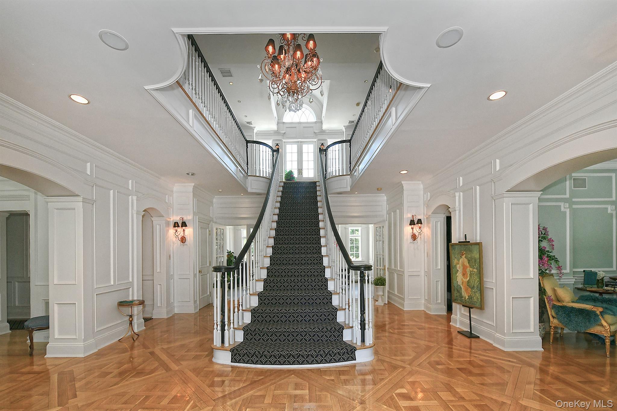 #7 photo, 142 Round Swamp Road, Melville , NY 11747