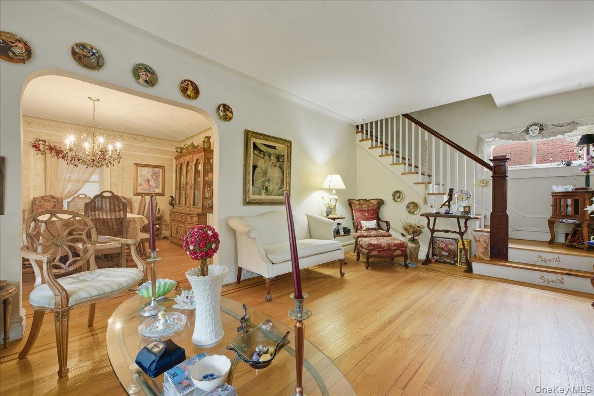 #10 photo, 101 W Elder Avenue, ナッソー郡 Floral Park , NY 11001