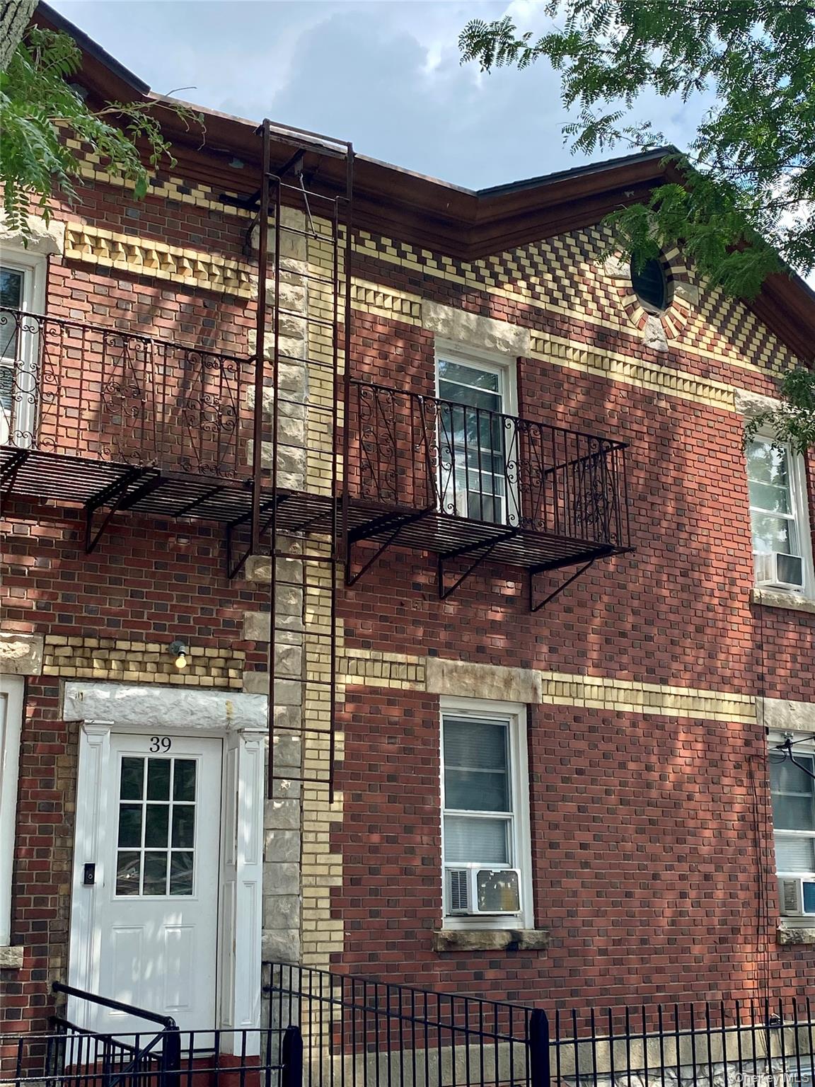 #7 photo, 81 Wallace Street, Tuckahoe , NY 10707