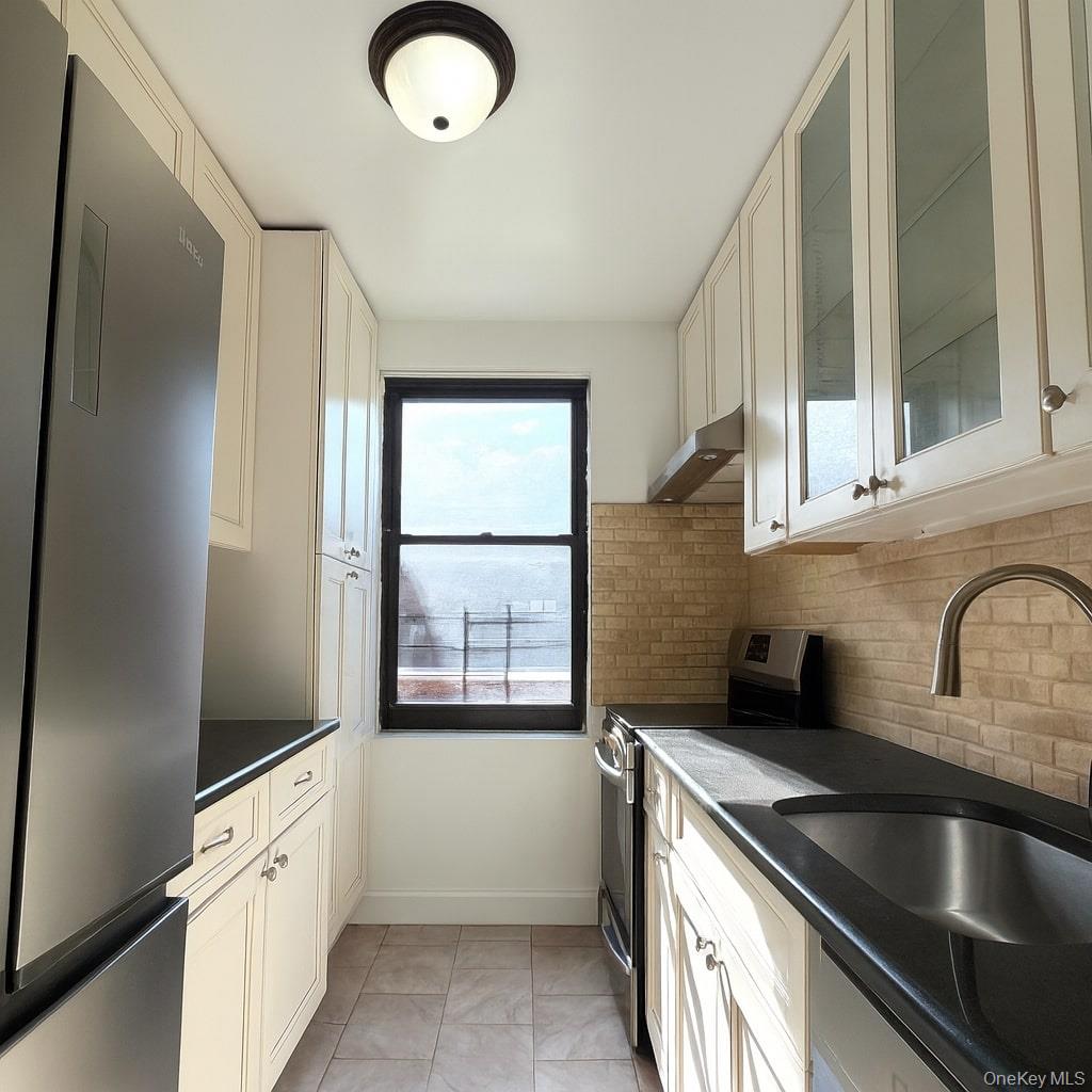 #2 photo, 52-30 39 Avenue, クイーンズ区 Sunnyside , NY 11377