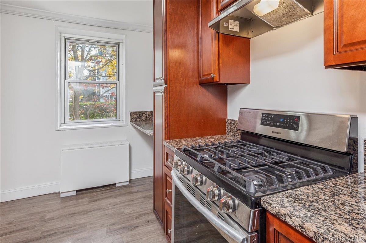 #12 photo, 499 N Broadway, White Plains , NY 10603