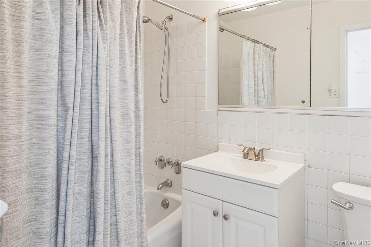 #15 photo, 499 N Broadway, White Plains , NY 10603