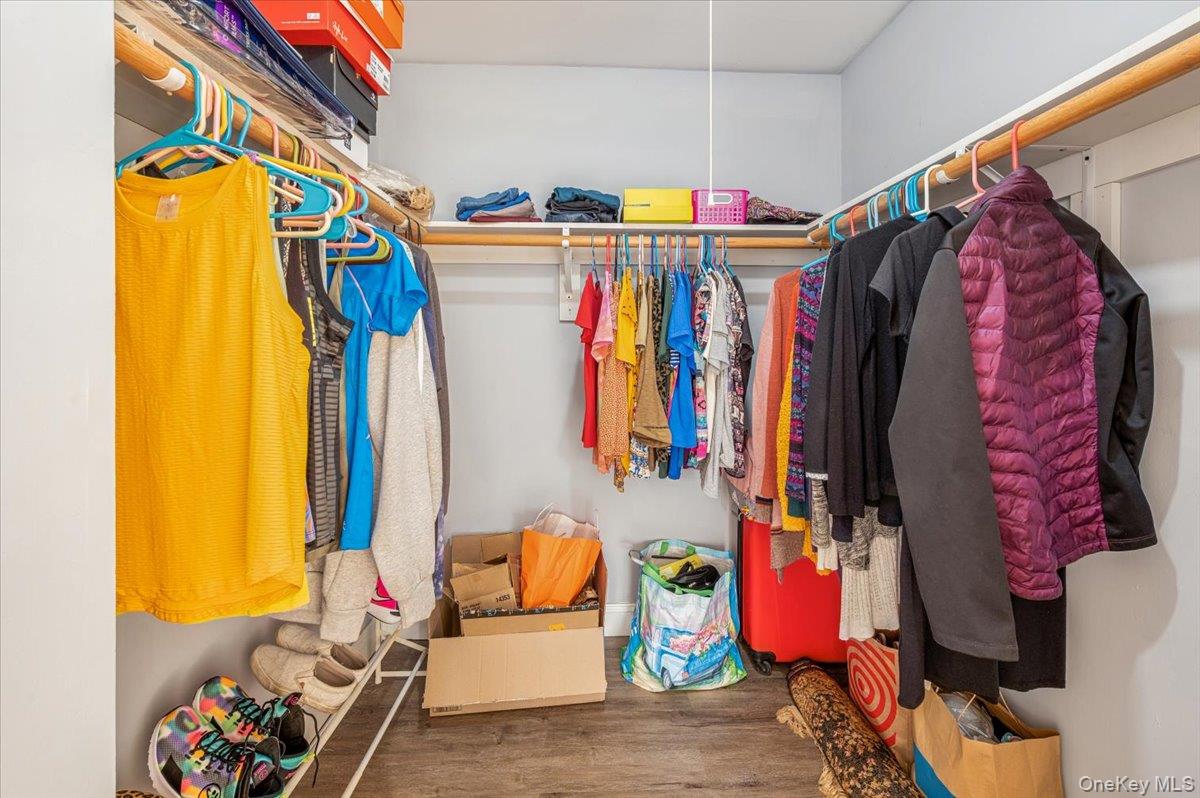 #20 photo, 499 N Broadway, White Plains , NY 10603