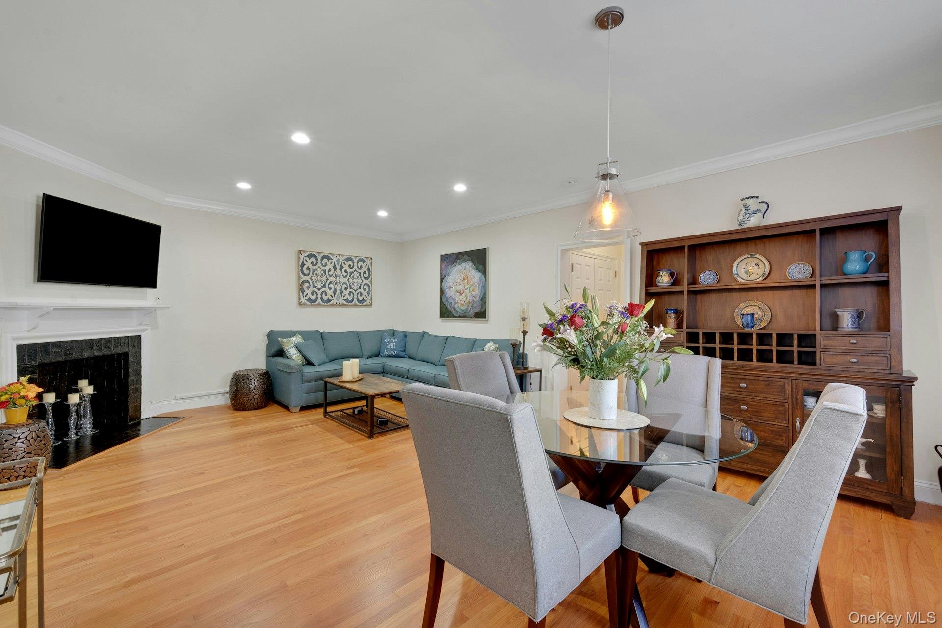 #11 photo, 68 E Hartsdale Avenue, Hartsdale , NY 10530