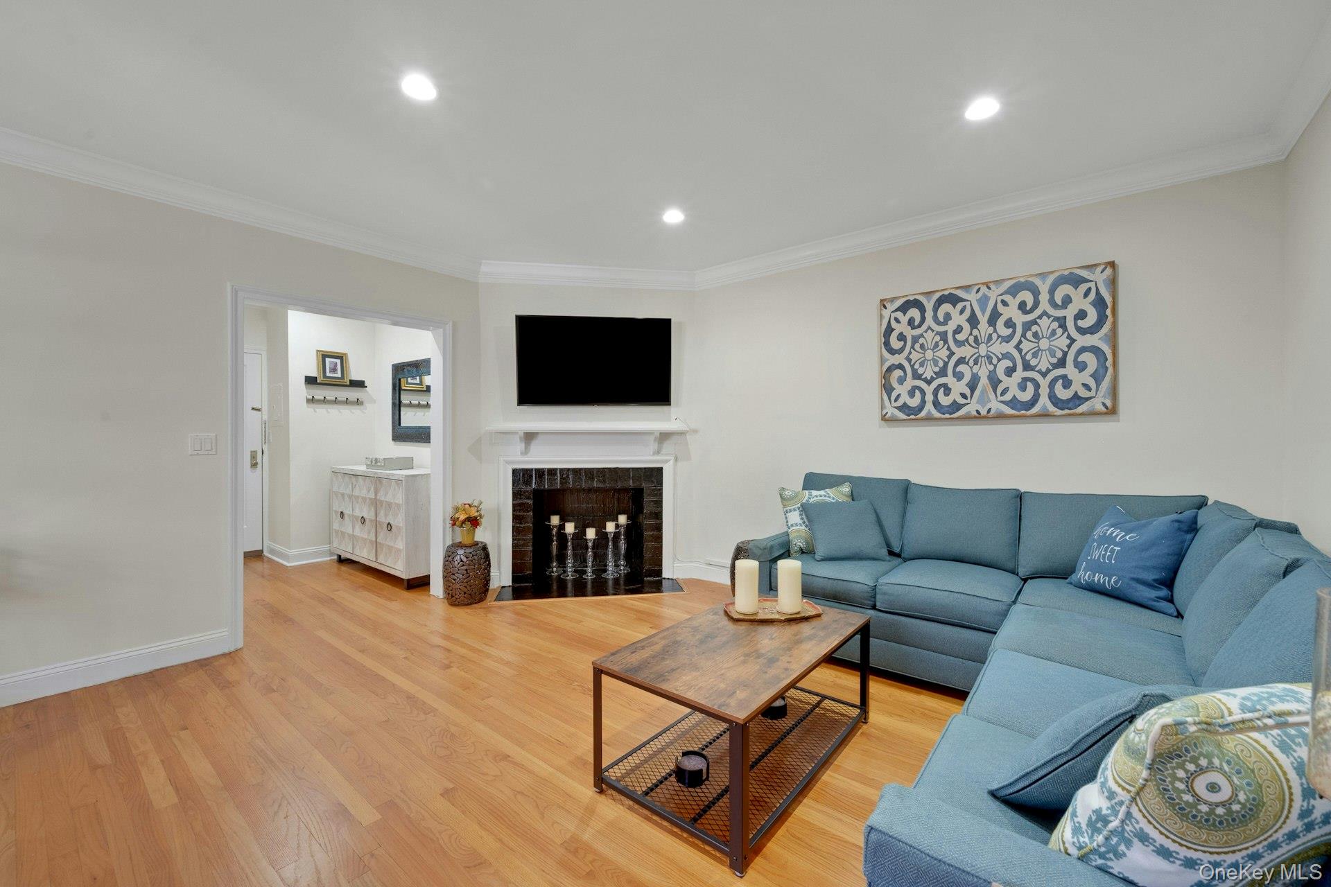 #8 photo, 68 E Hartsdale Avenue, Hartsdale , NY 10530