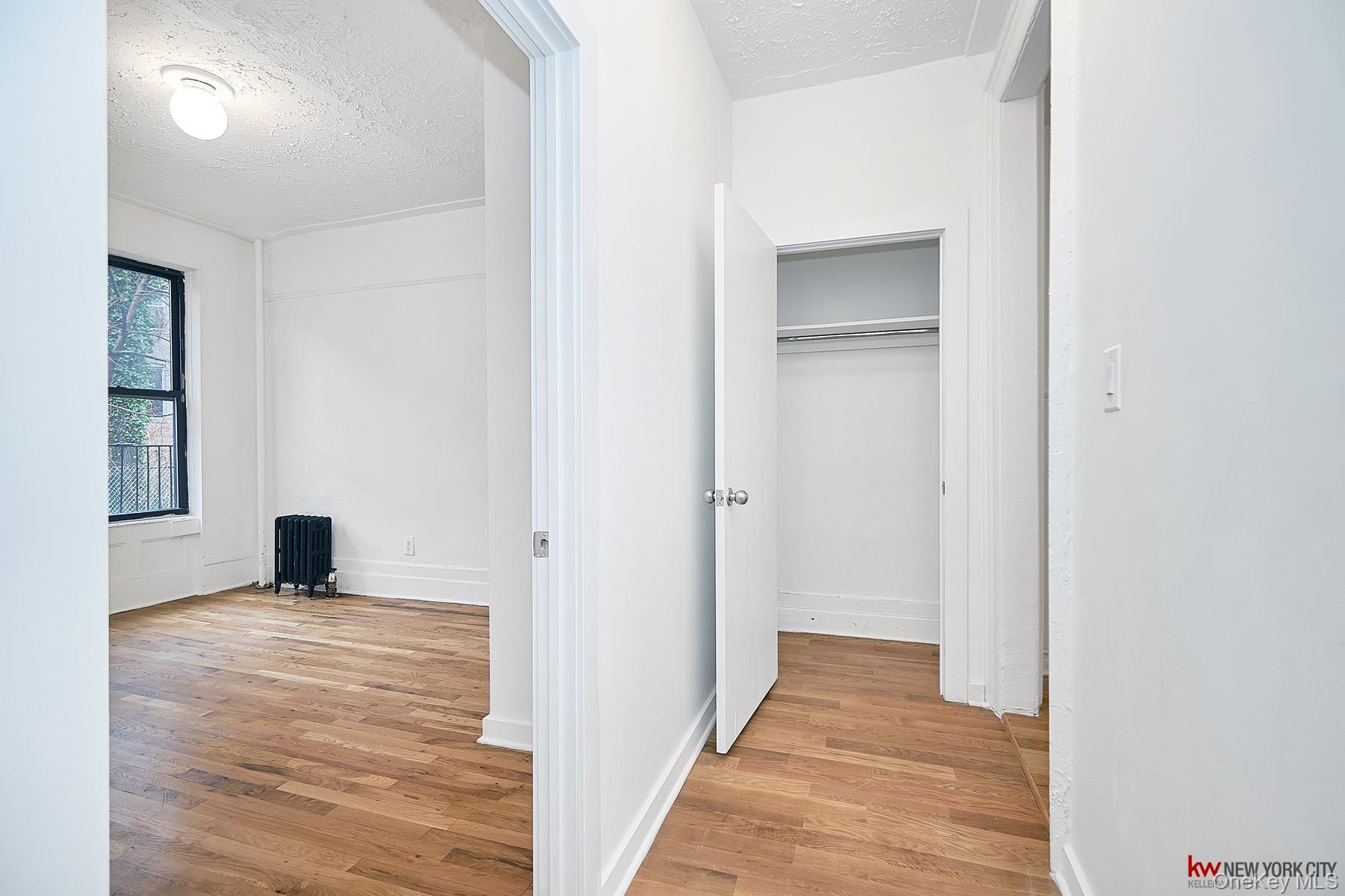 #13 photo, 1037 College Avenue, ブロンクス区 Bronx , NY 10456