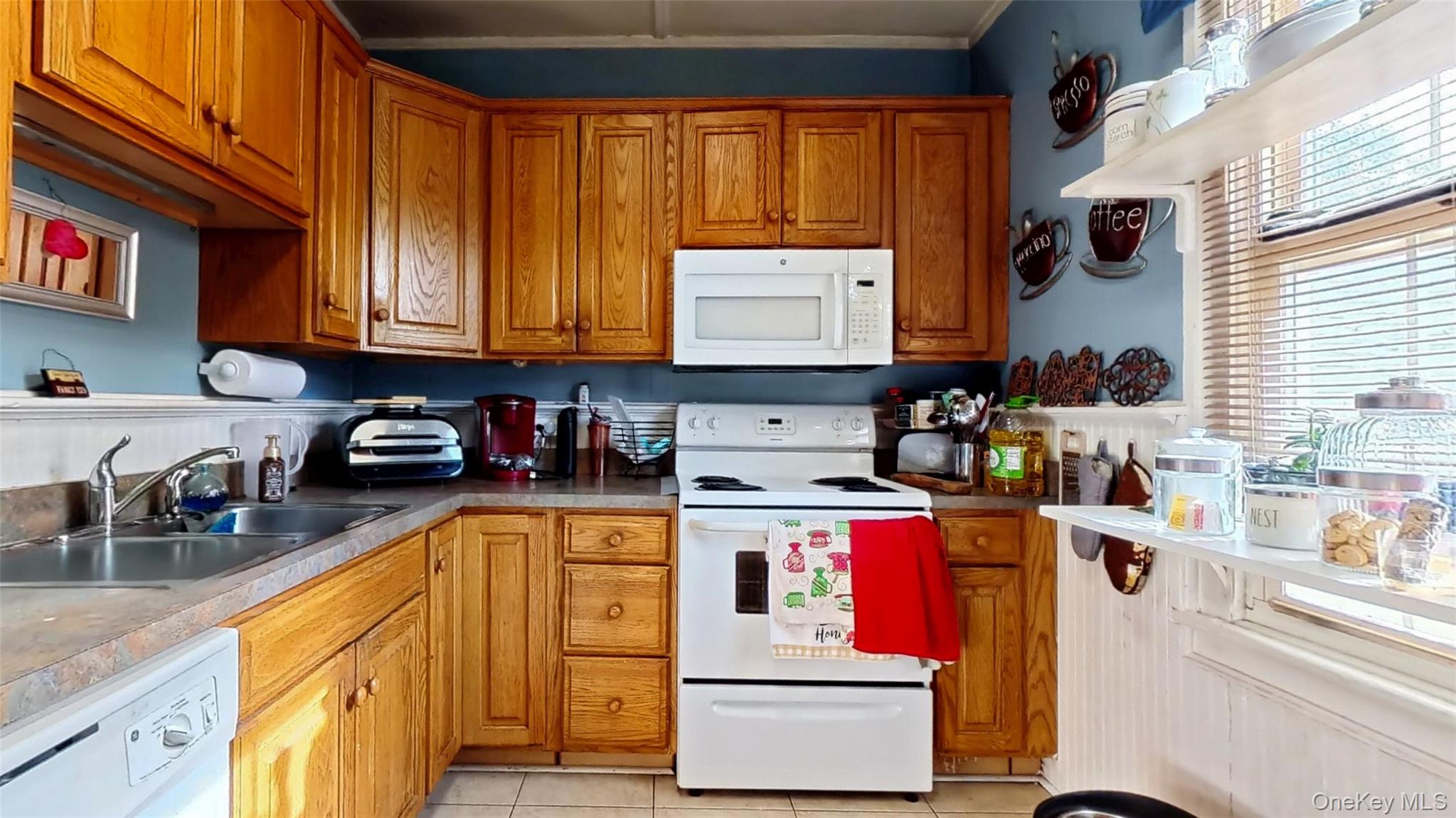 #12 photo, 2574-2576 South Avenue, Wappingers Falls , NY 12590