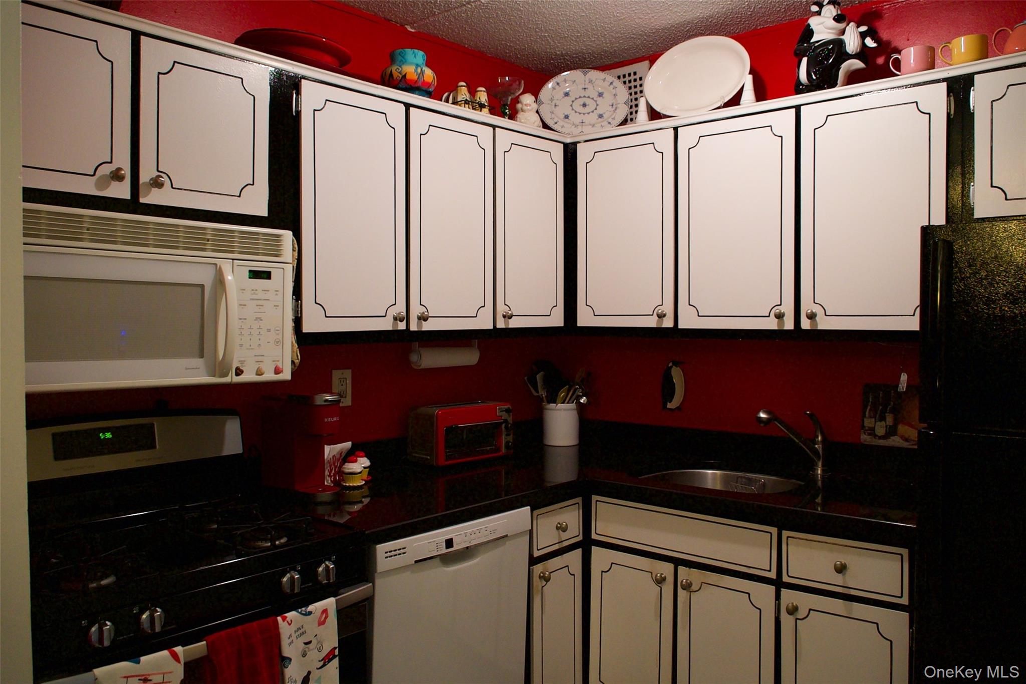 #9 photo, 470 Halstead Avenue, Harrison , NY 10528