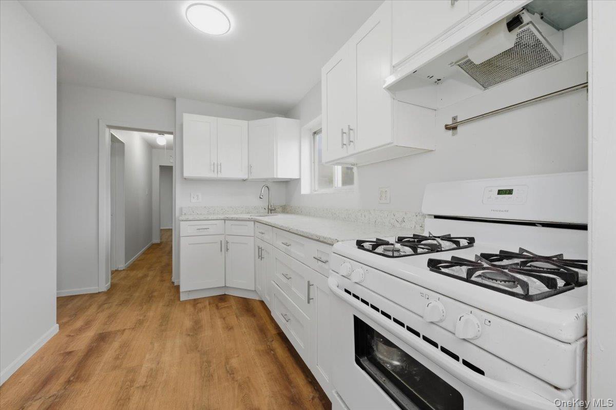 #5 photo, 924 Hollywood Avenue, ブロンクス区 Bronx , NY 10465