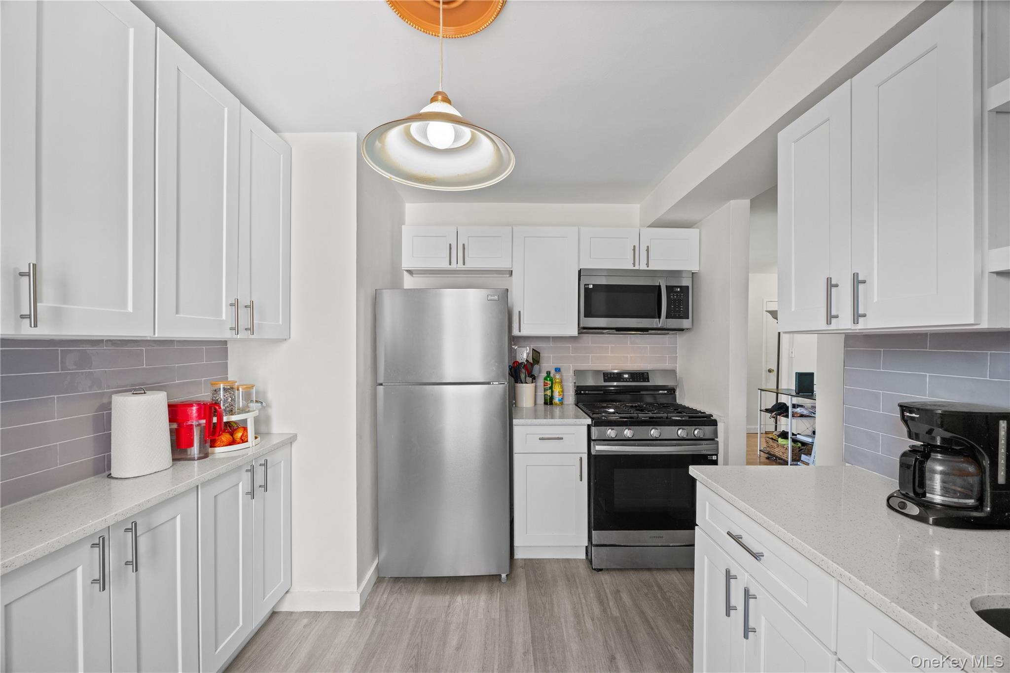 #11 photo, 2736 Independence Avenue, ブロンクス区 Bronx , NY 10463