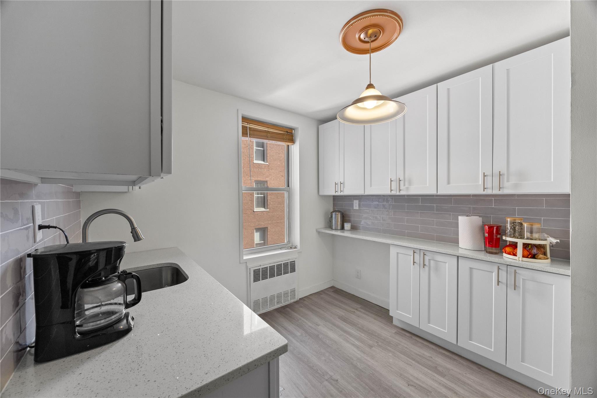 #9 photo, 2736 Independence Avenue, ブロンクス区 Bronx , NY 10463