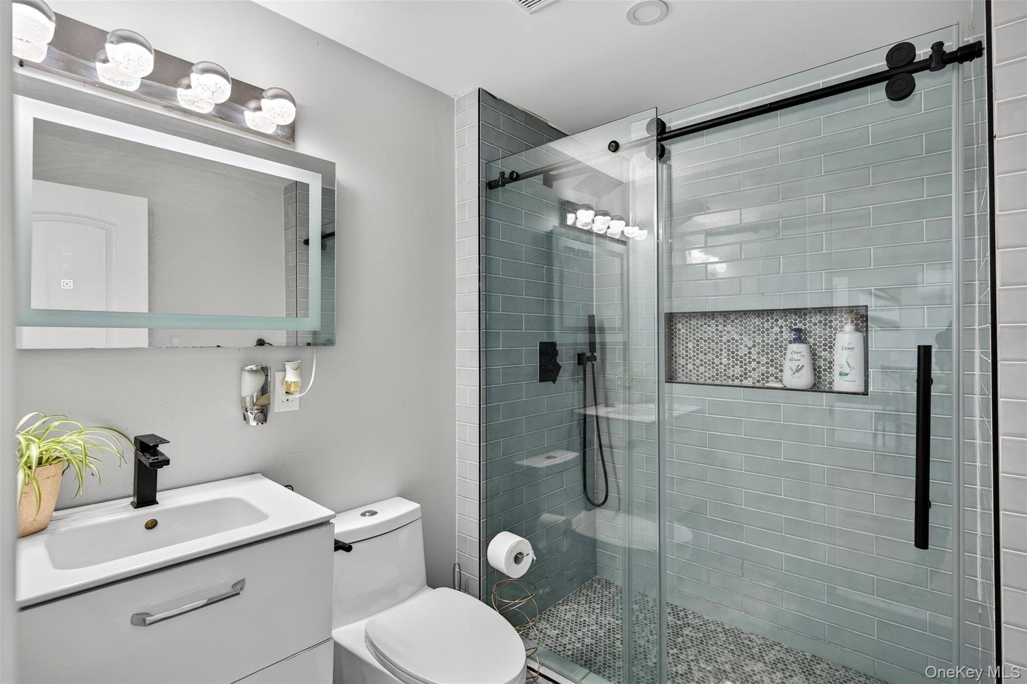 #16 photo, 88 Spackenkill Road, Poughkeepsie , NY 12603