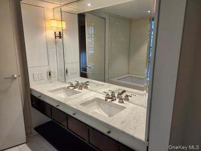 #10 photo, 140 E 63rd Street, New York (Manhattan) , NY 10065