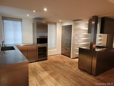 #7 photo, 140 E 63rd Street, New York (Manhattan) , NY 10065