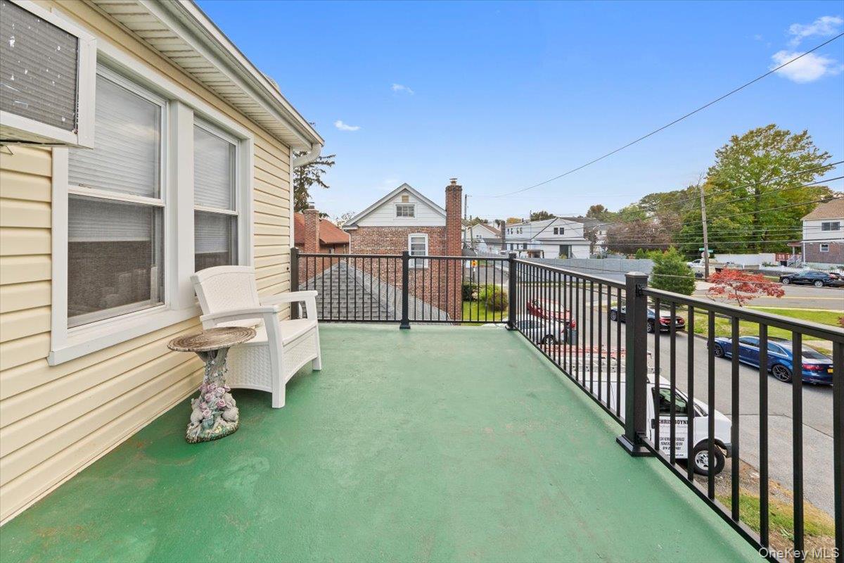 #9 photo, 4 Nolan Avenue, Yonkers , NY 10704