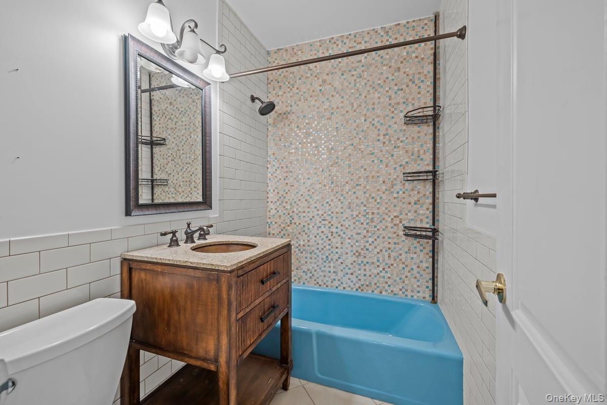 #15 photo, 2400 Johnson Avenue, ブロンクス区 Bronx , NY 10463