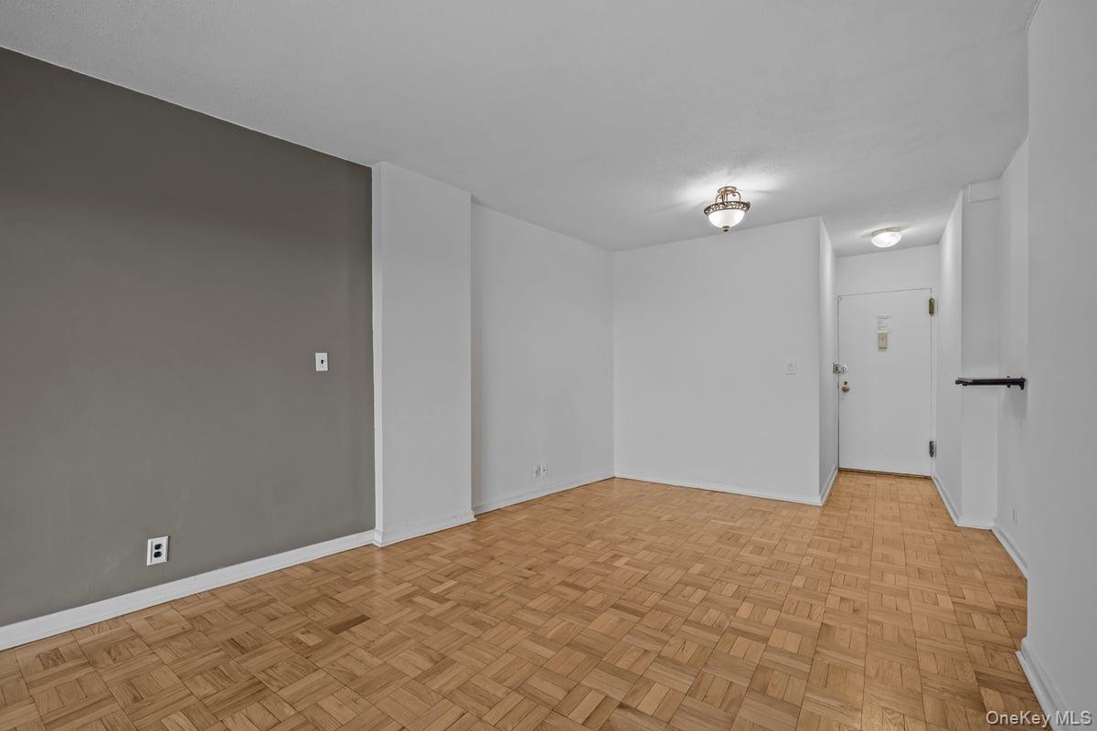 #6 photo, 2400 Johnson Avenue, ブロンクス区 Bronx , NY 10463