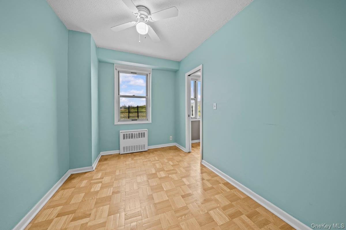 #9 photo, 2400 Johnson Avenue, ブロンクス区 Bronx , NY 10463