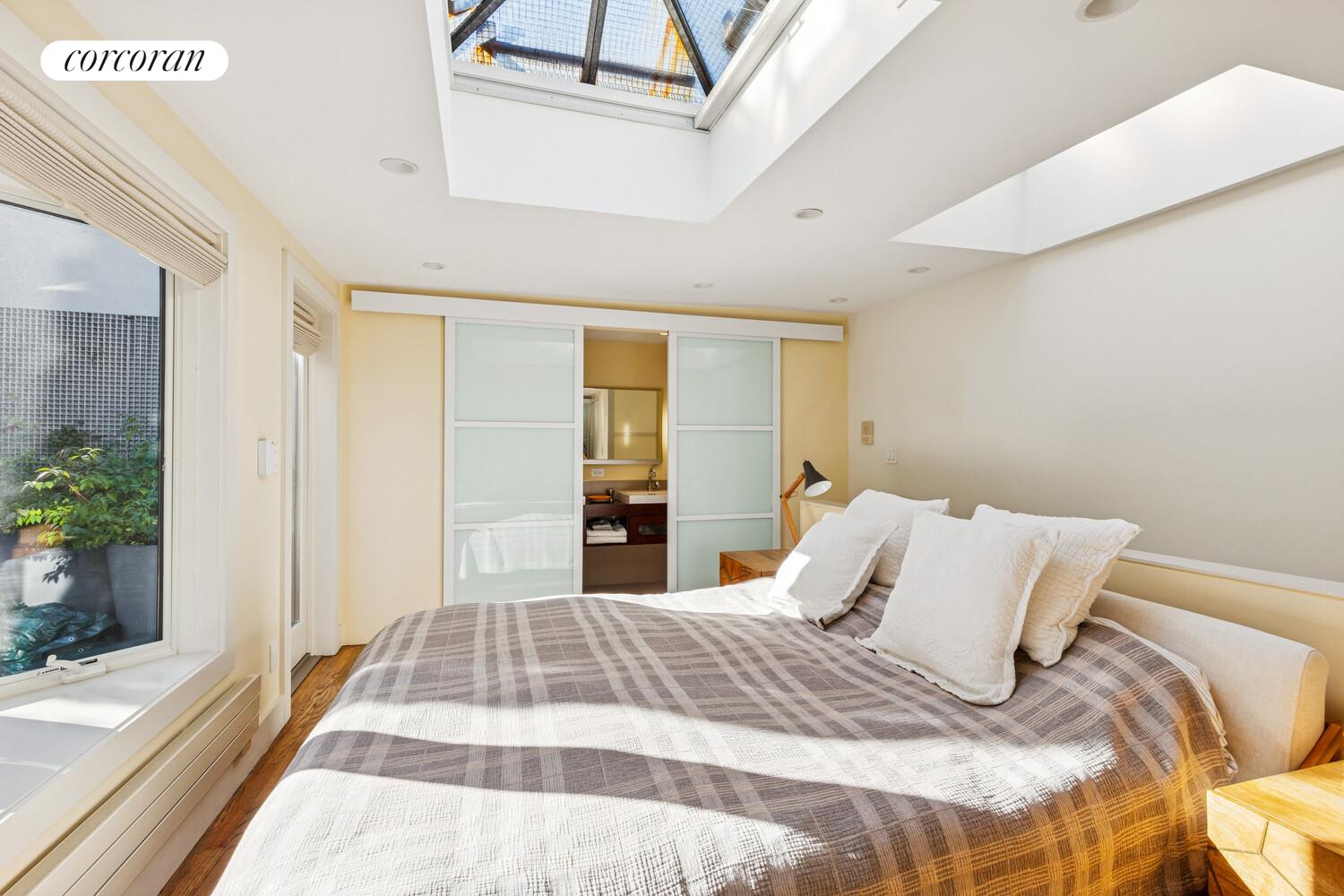 #11 photo, 34 W 74TH Street, マンハッタン Upper West Side , NY 10023