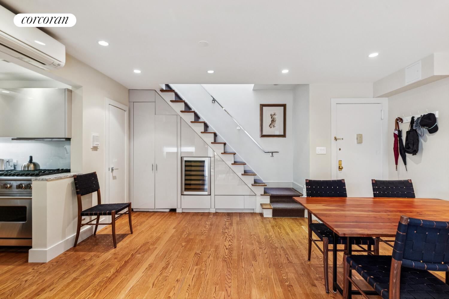 #9 photo, 34 W 74TH Street, マンハッタン Upper West Side , NY 10023