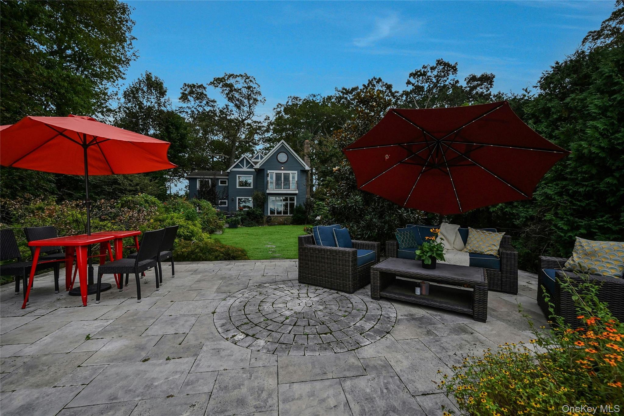 #15 photo, 35 Semon Road, Huntington , NY 11743