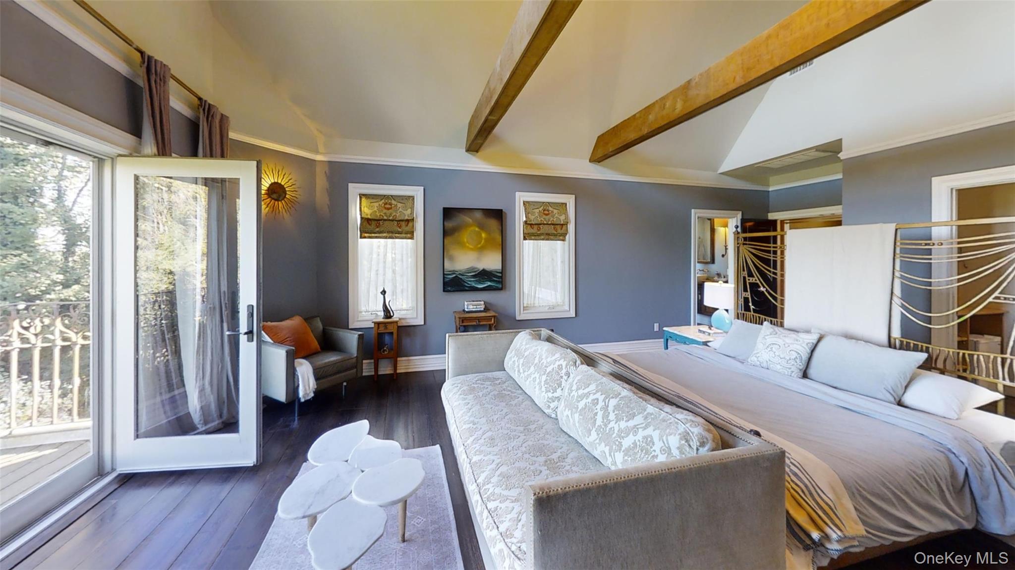 #7 photo, 35 Semon Road, Huntington , NY 11743