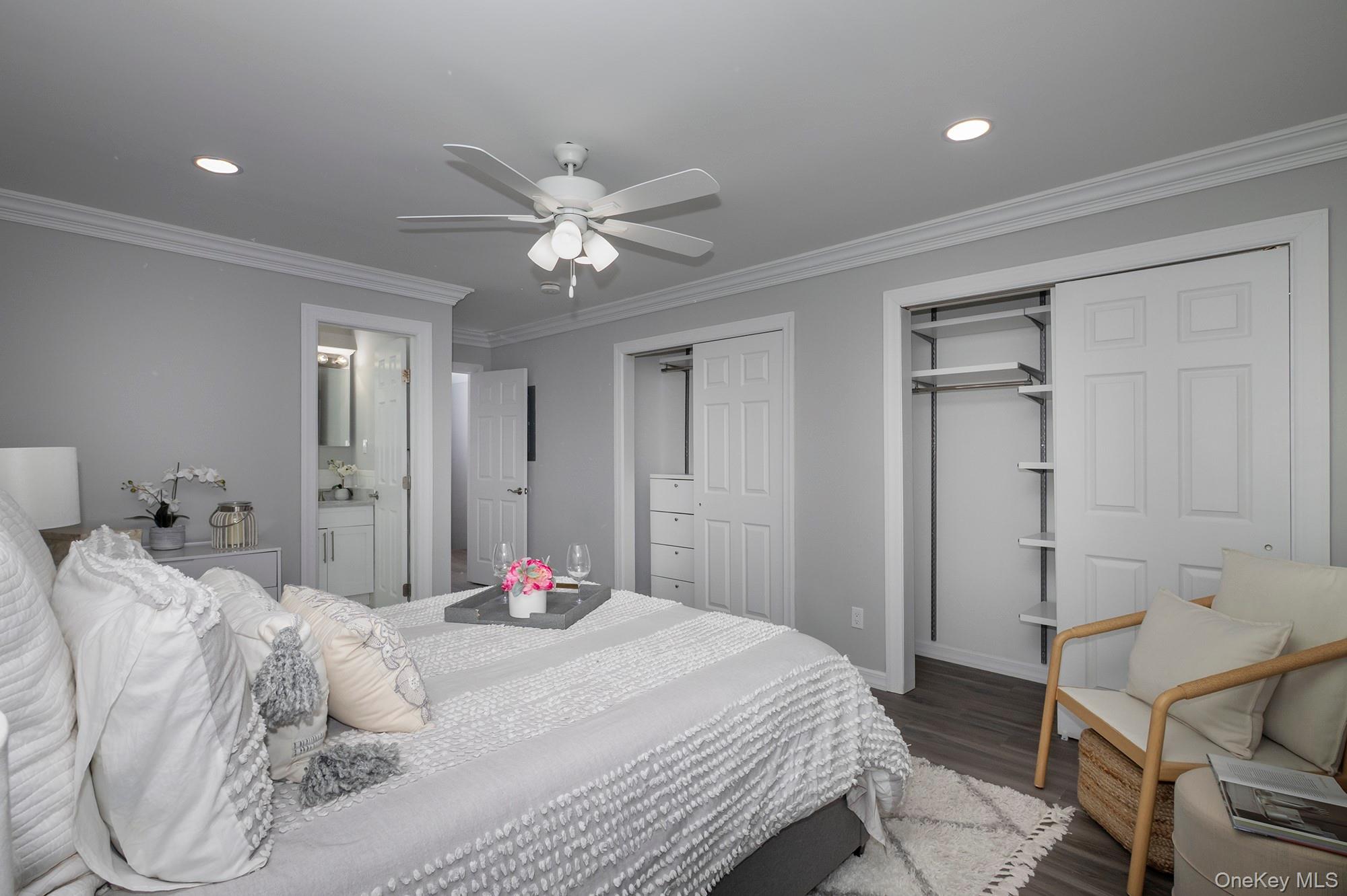 #12 photo, 42 Cassa Loop, サフォーク郡 Holtsville , NY 11742