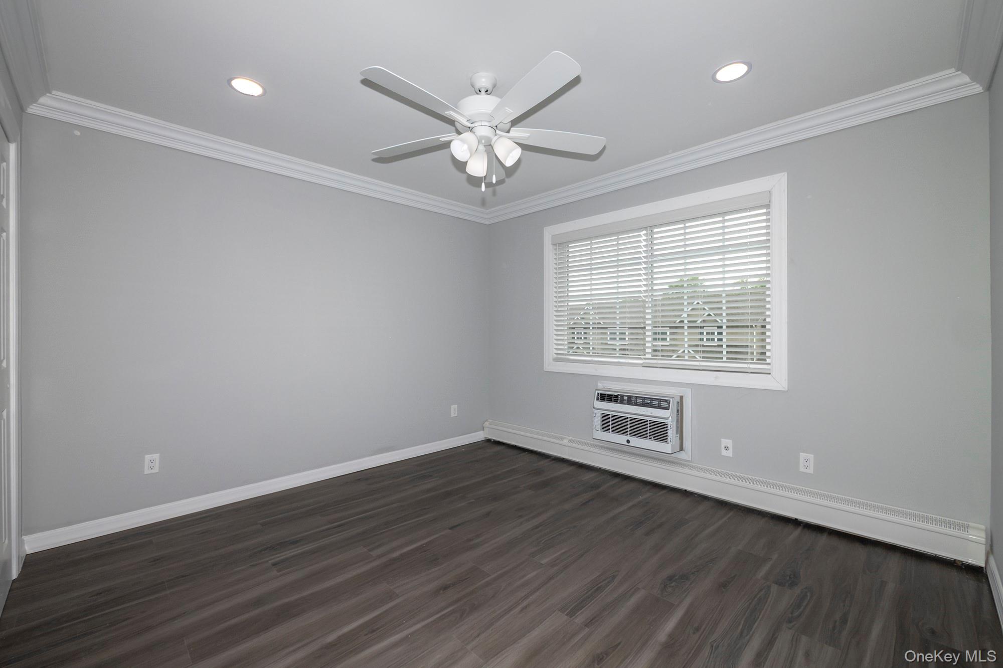 #9 photo, 42 Cassa Loop, サフォーク郡 Holtsville , NY 11742