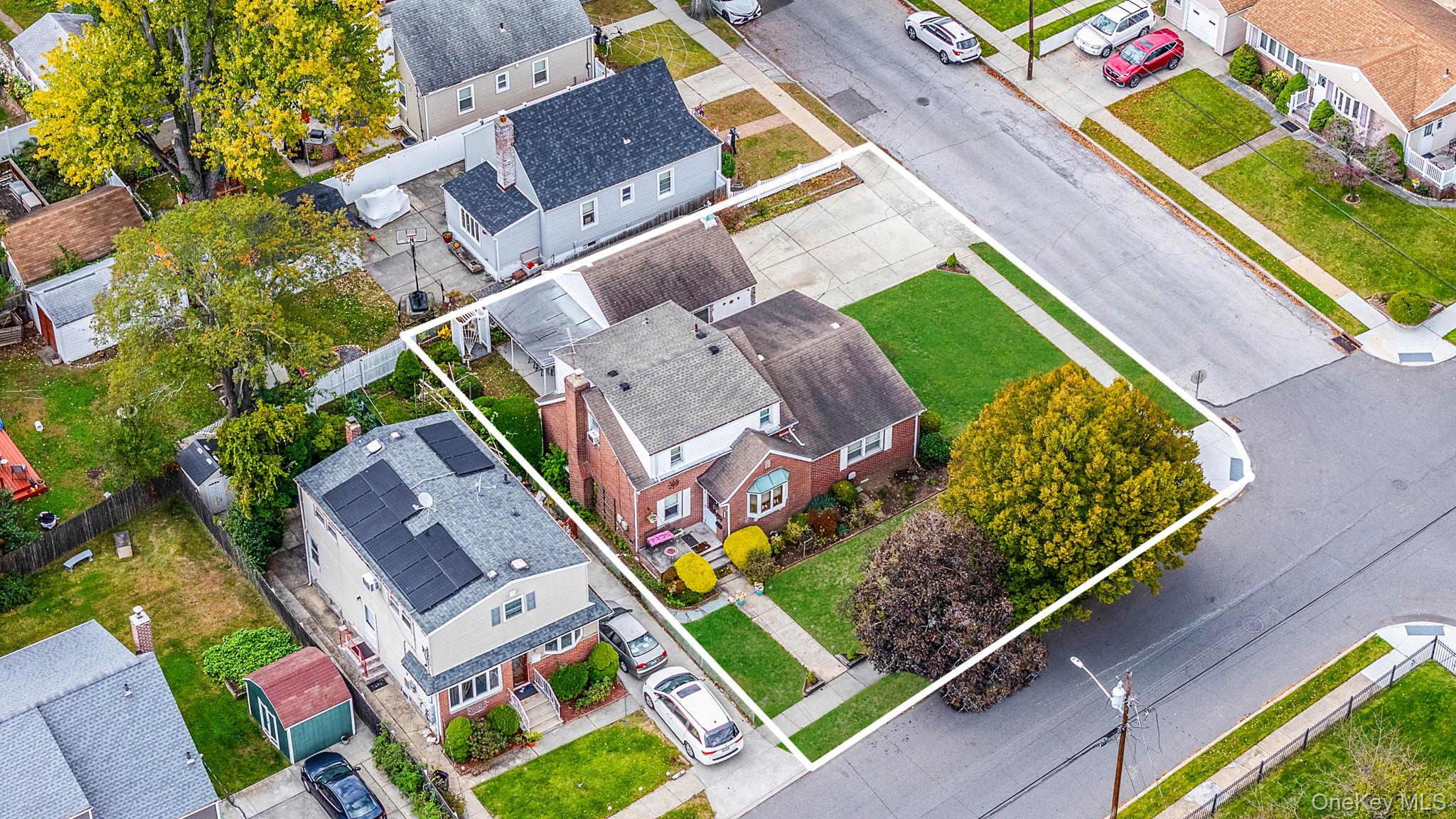 #14 photo, 163 Crest Avenue, Elmont , NY 11003