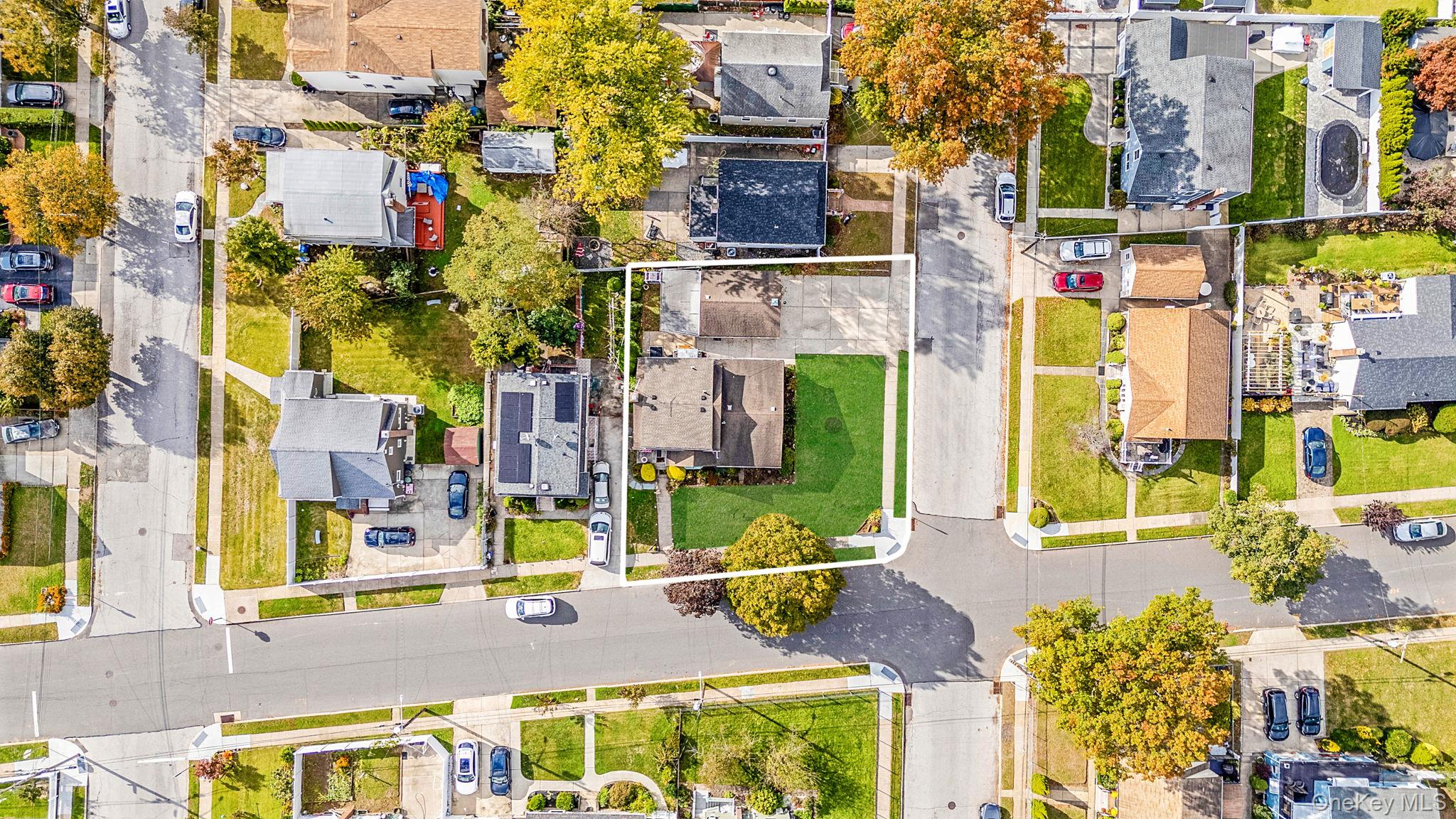 #18 photo, 163 Crest Avenue, Elmont , NY 11003