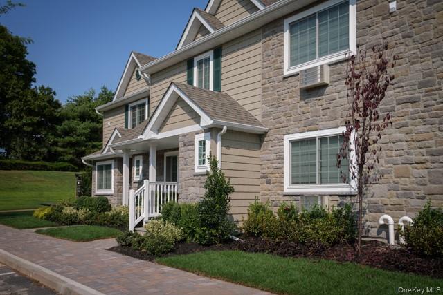 #1 photo, 384 Cassa Loop, サフォーク郡 Holtsville , NY 11742