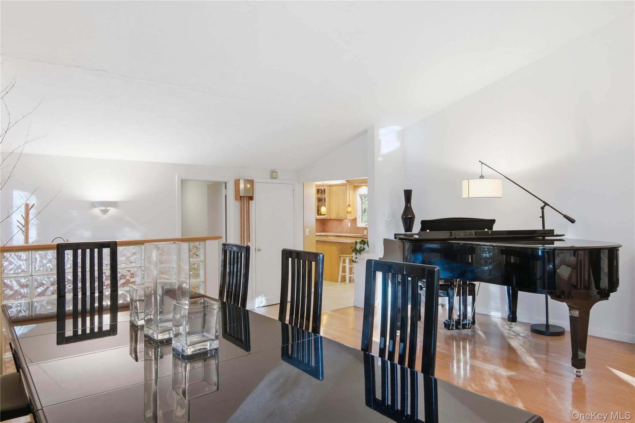 #12 photo, 341 River Road, Saint James , NY 11780