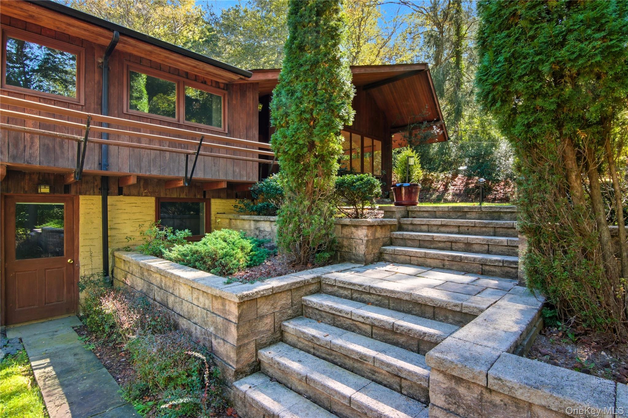 #3 photo, 341 River Road, Saint James , NY 11780