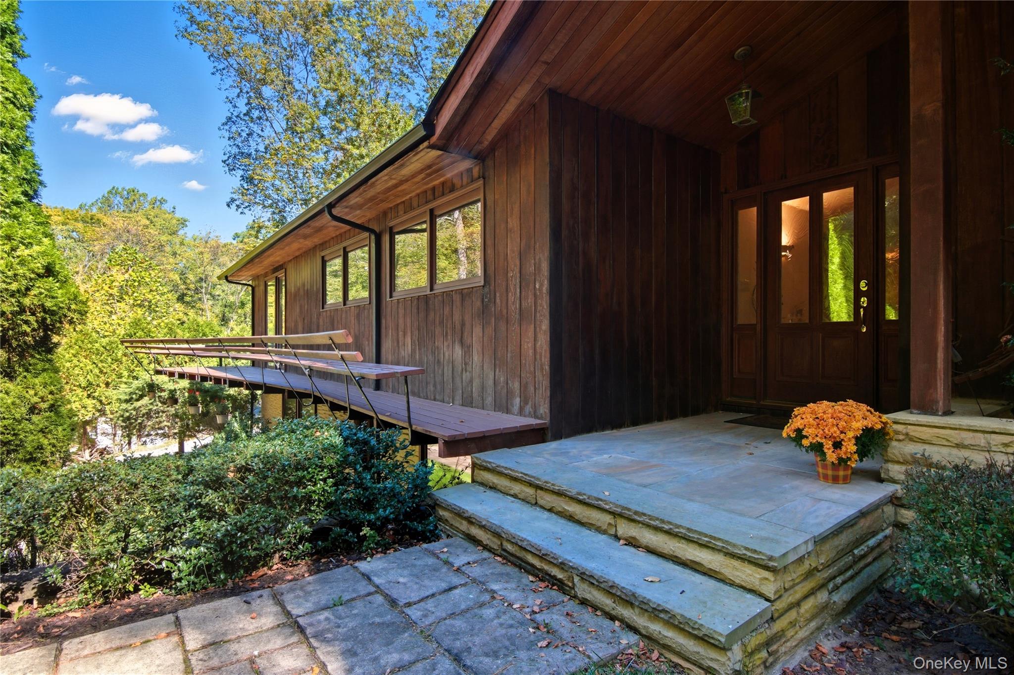 #4 photo, 341 River Road, Saint James , NY 11780