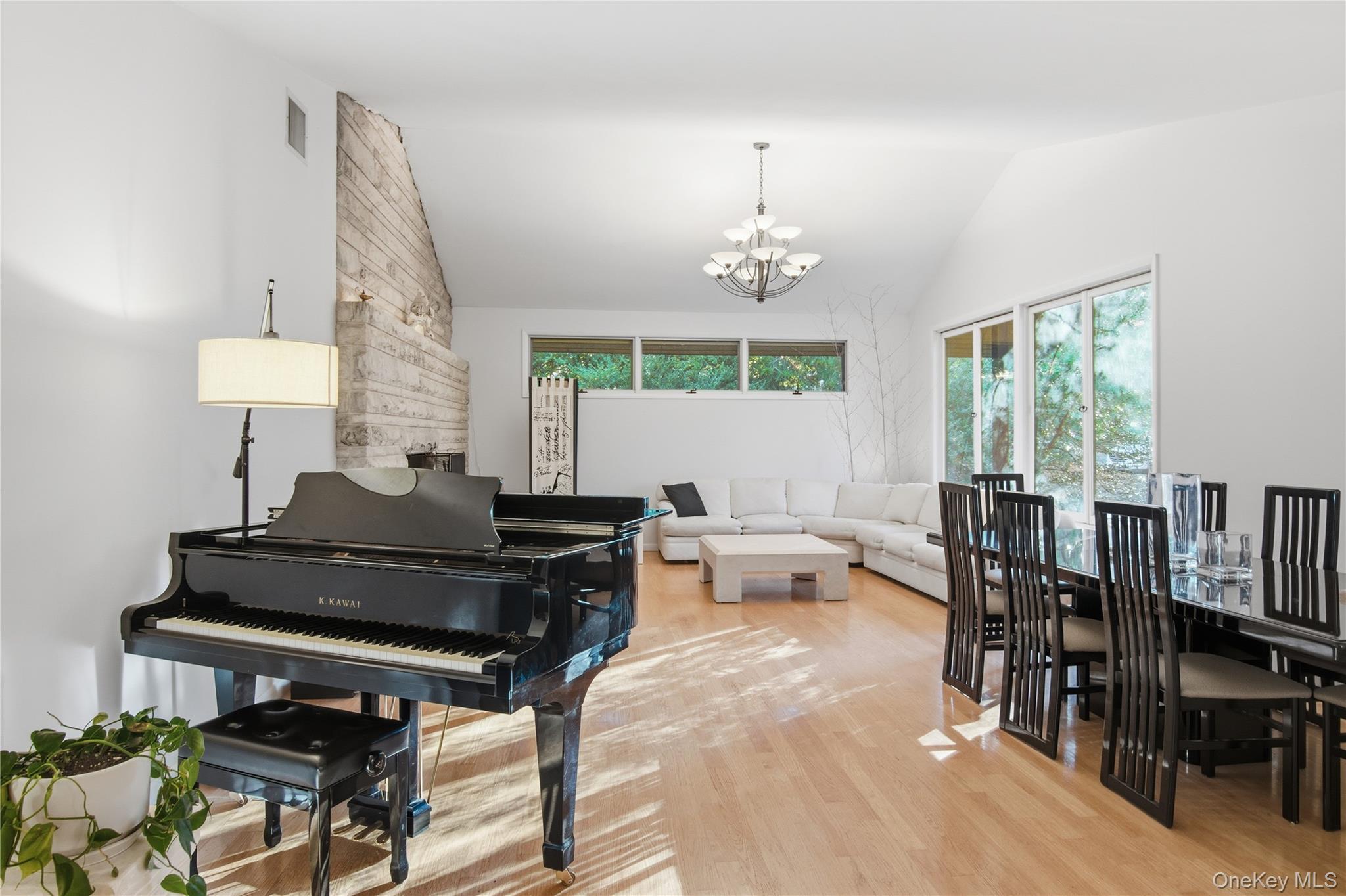 #6 photo, 341 River Road, Saint James , NY 11780