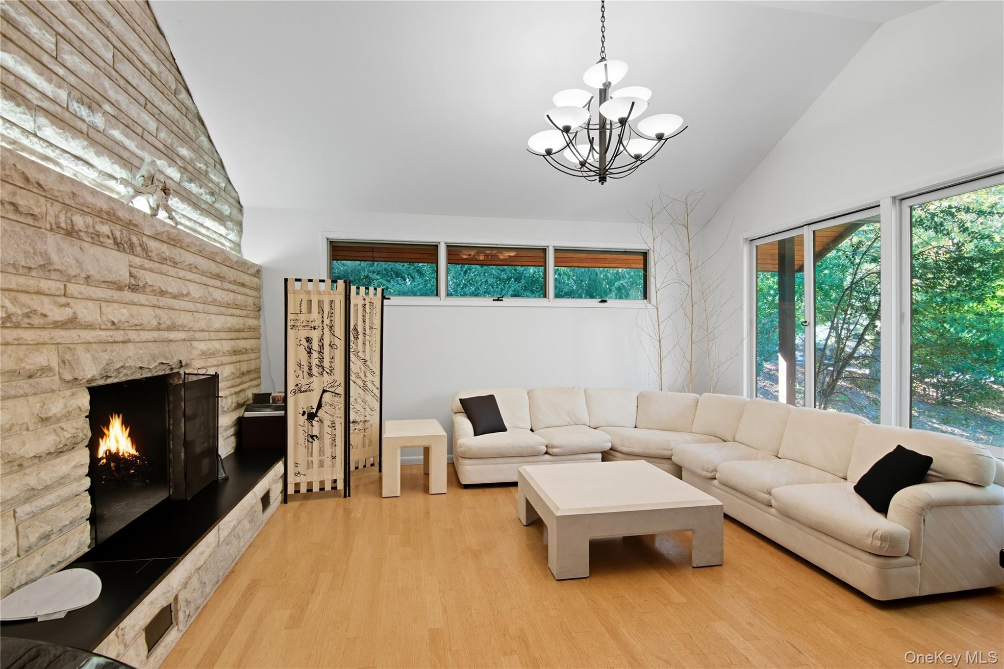 #9 photo, 341 River Road, Saint James , NY 11780