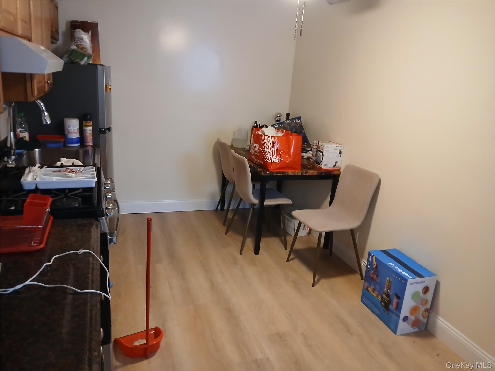 #6 photo, 95 13 42 Avenue, クイーンズ区 Elmhurst , NY 11373