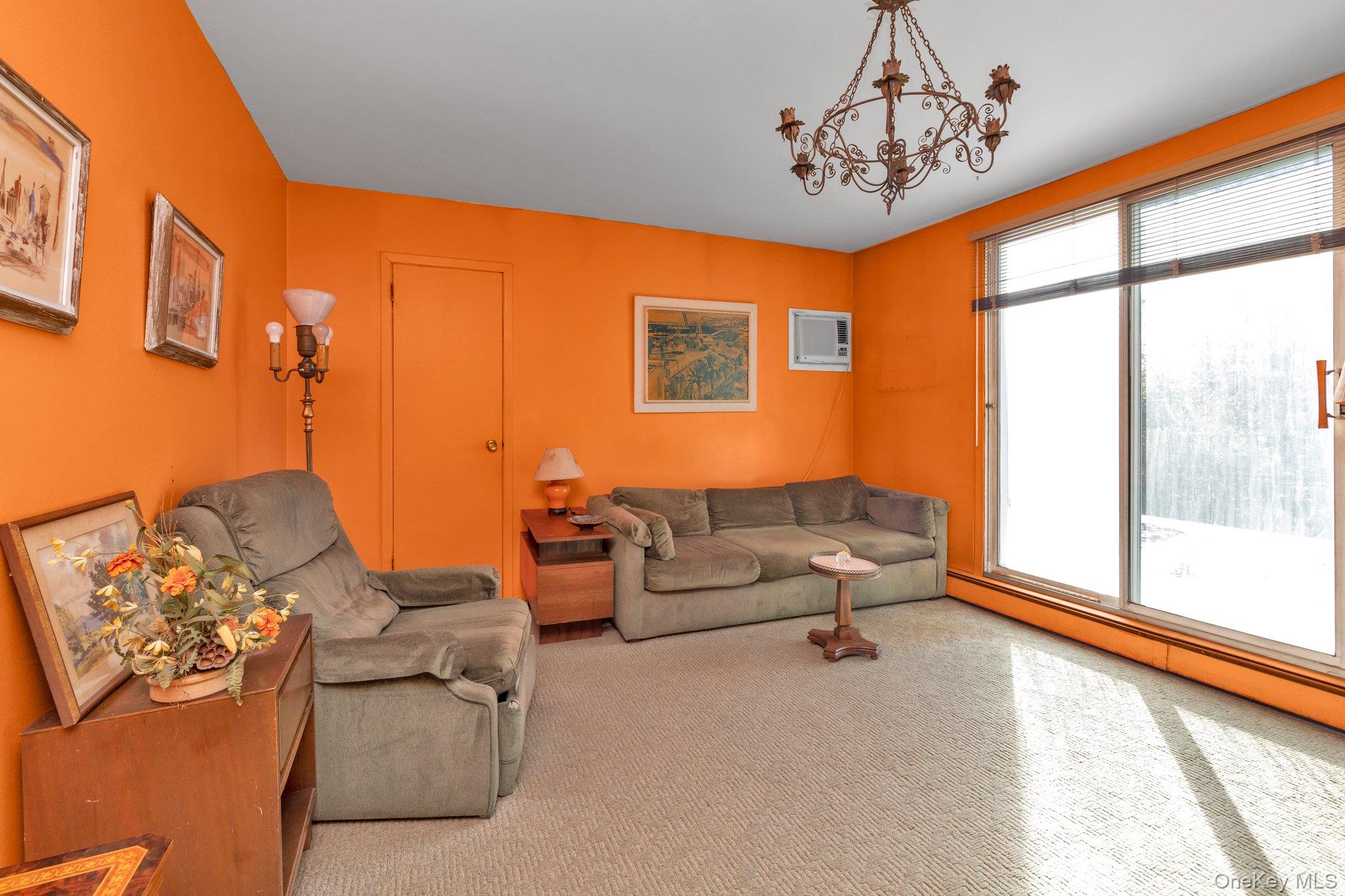 #15 photo, 350 Paul Place, West Hempstead , NY 11552