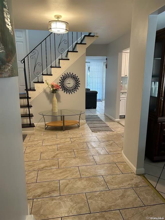 #6 photo, 136 Acorn Avenue, サフォーク郡 Central Islip , NY 11722