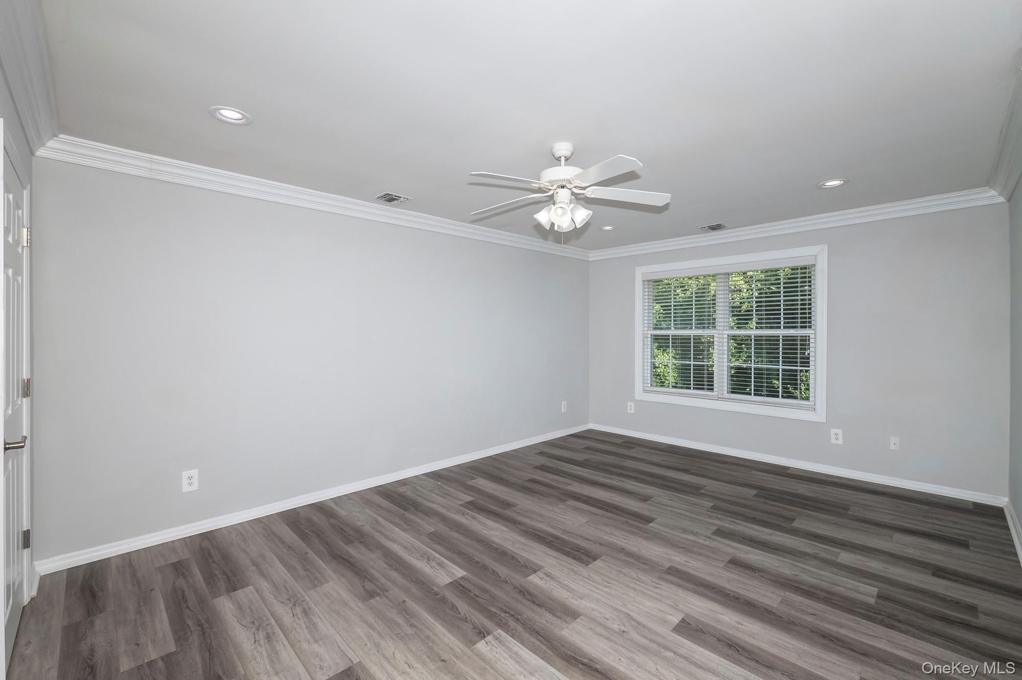 #8 photo, 123 Horizon View Drive, サフォーク郡 Farmingville , NY 11738