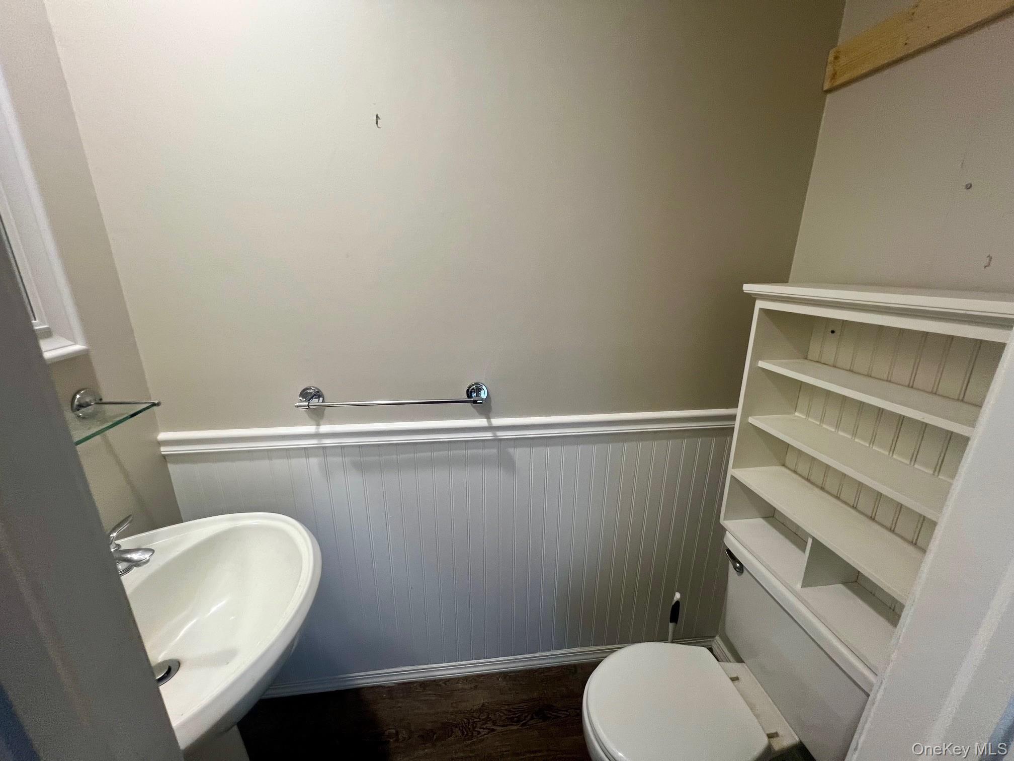 #5 photo, 28 Stratford Circle, ナッソー郡 Farmingdale , NY 11735